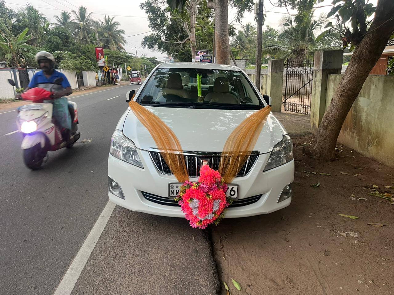 Wedding Car (Elegant Bridal Ride)